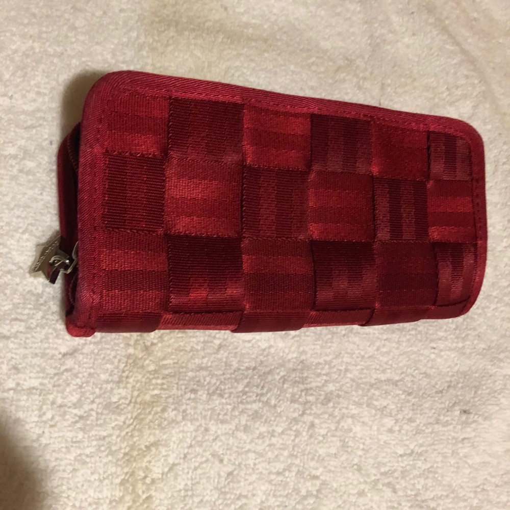 Harveys seatbelt wallet